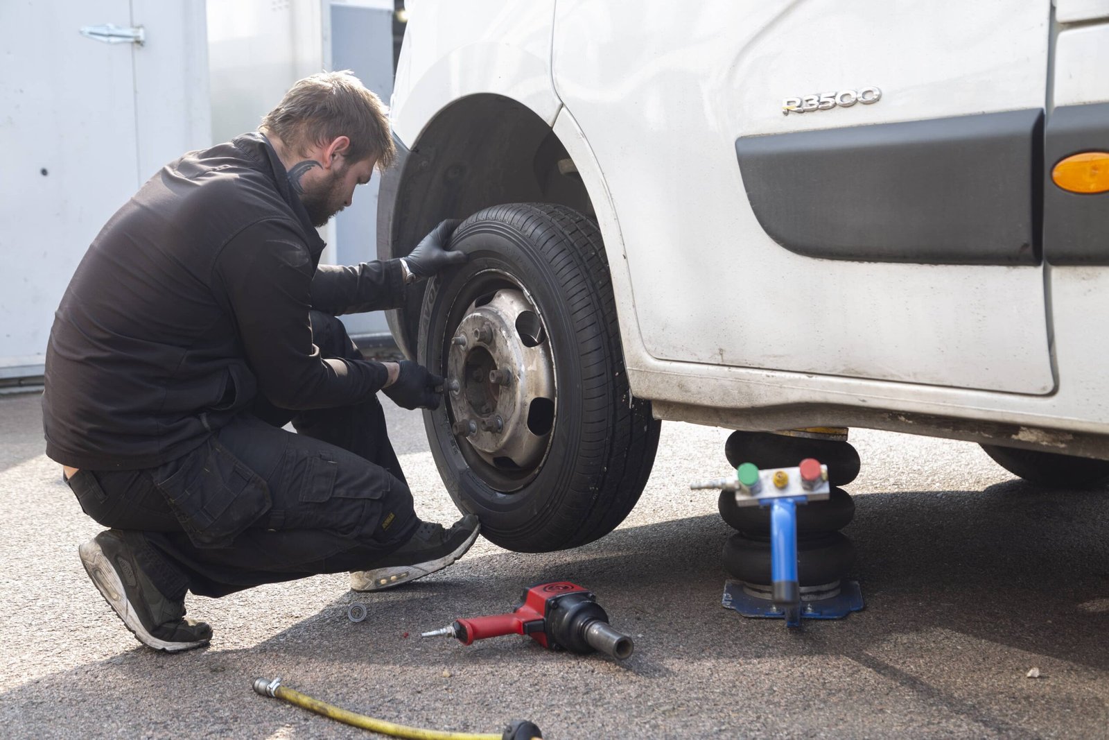 Tyre Repairing Service